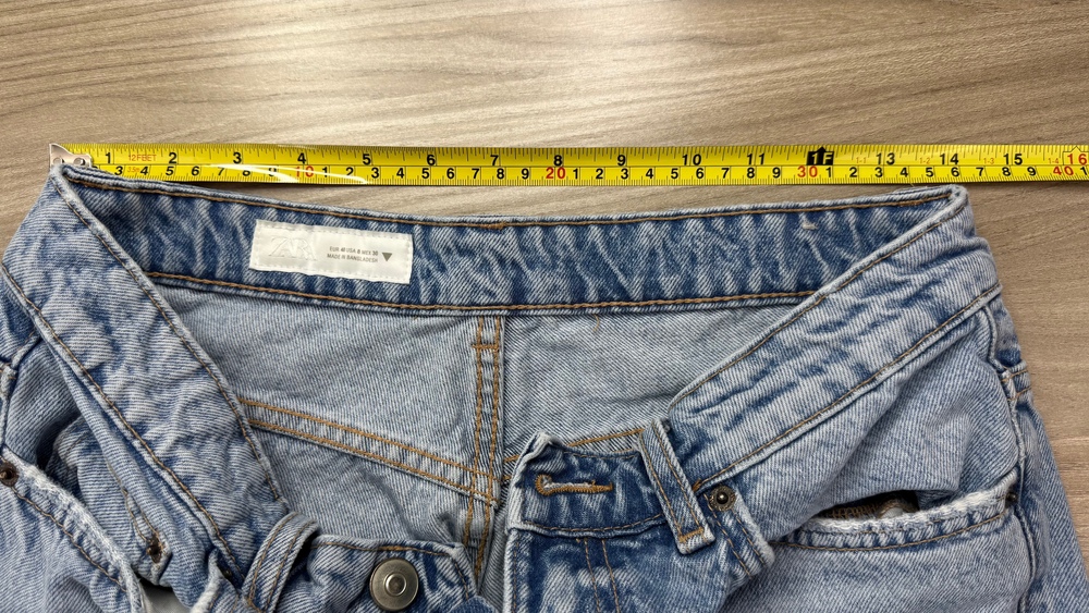 Zara Women's Jeans Light Wash Blue Denim Size 8 High Rise Straight Leg Casual